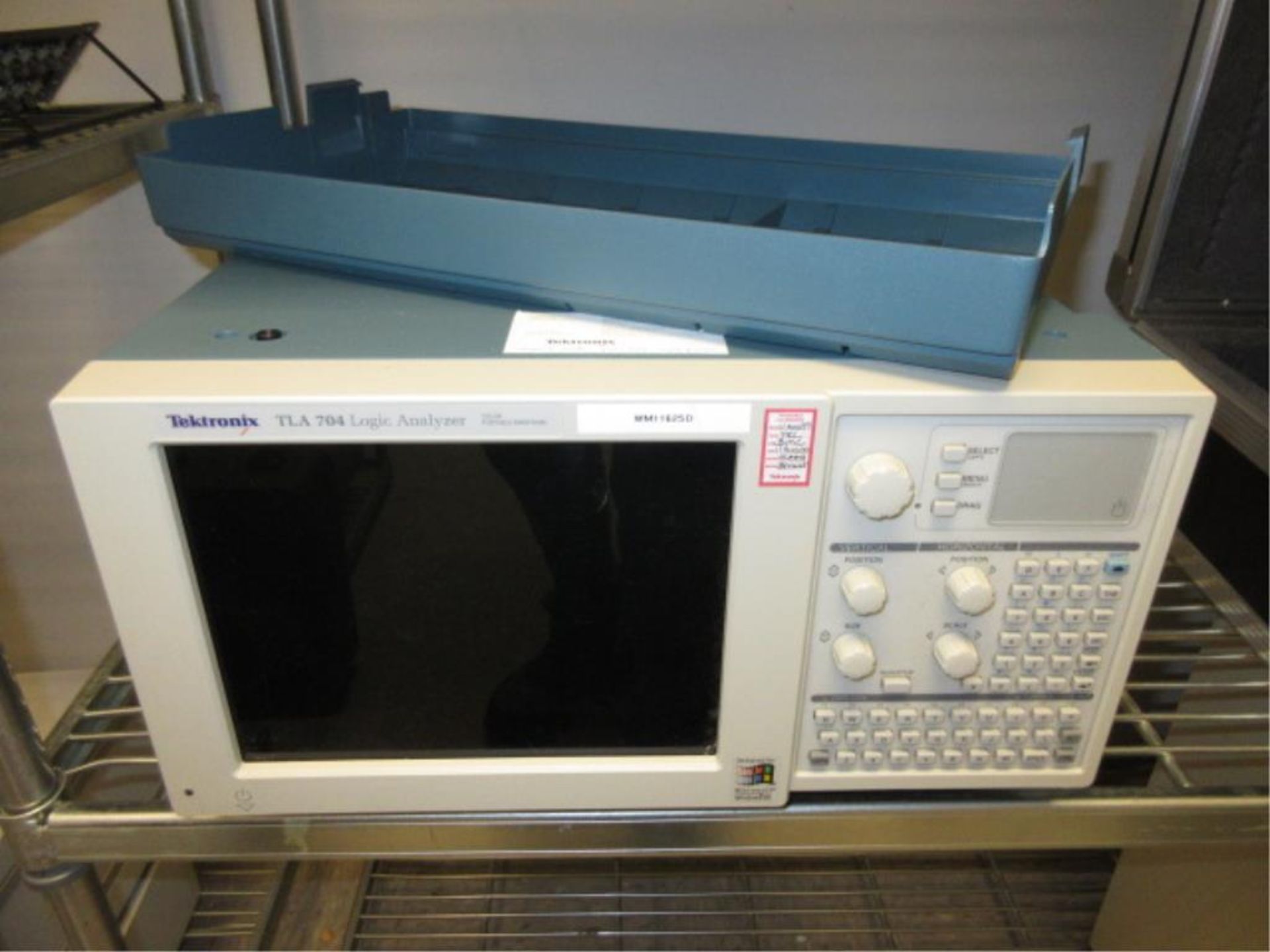 Tektronix TLA 704 Digital Oscilloscope. Logic Analyzer, Color Portable Mainframe, includes TLA 7M3