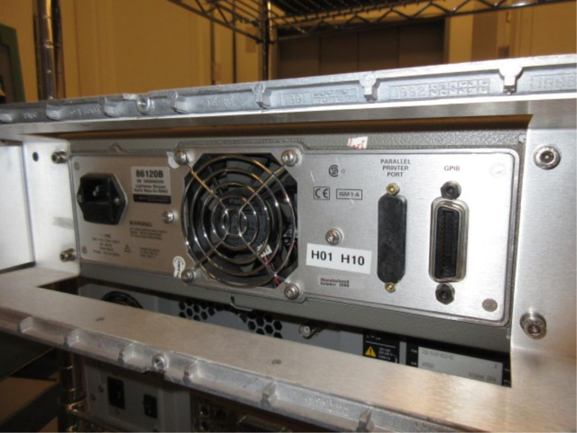 Hewlett Packard 86120B Multi-Wavelength Meter. Multi-Wavelength Meter, (2000), 700-1650 nm, 100- - Image 3 of 3