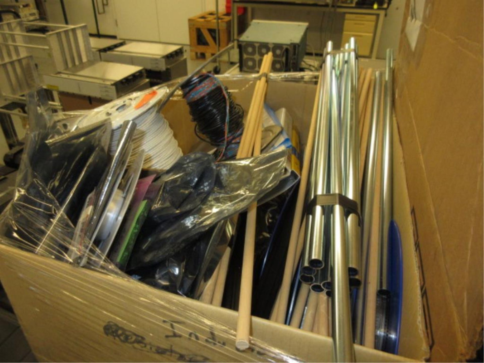 Electronic Components. Lot Assorted Electronic Components & Electrical Wire, on one pallet. HIT# - Image 5 of 5