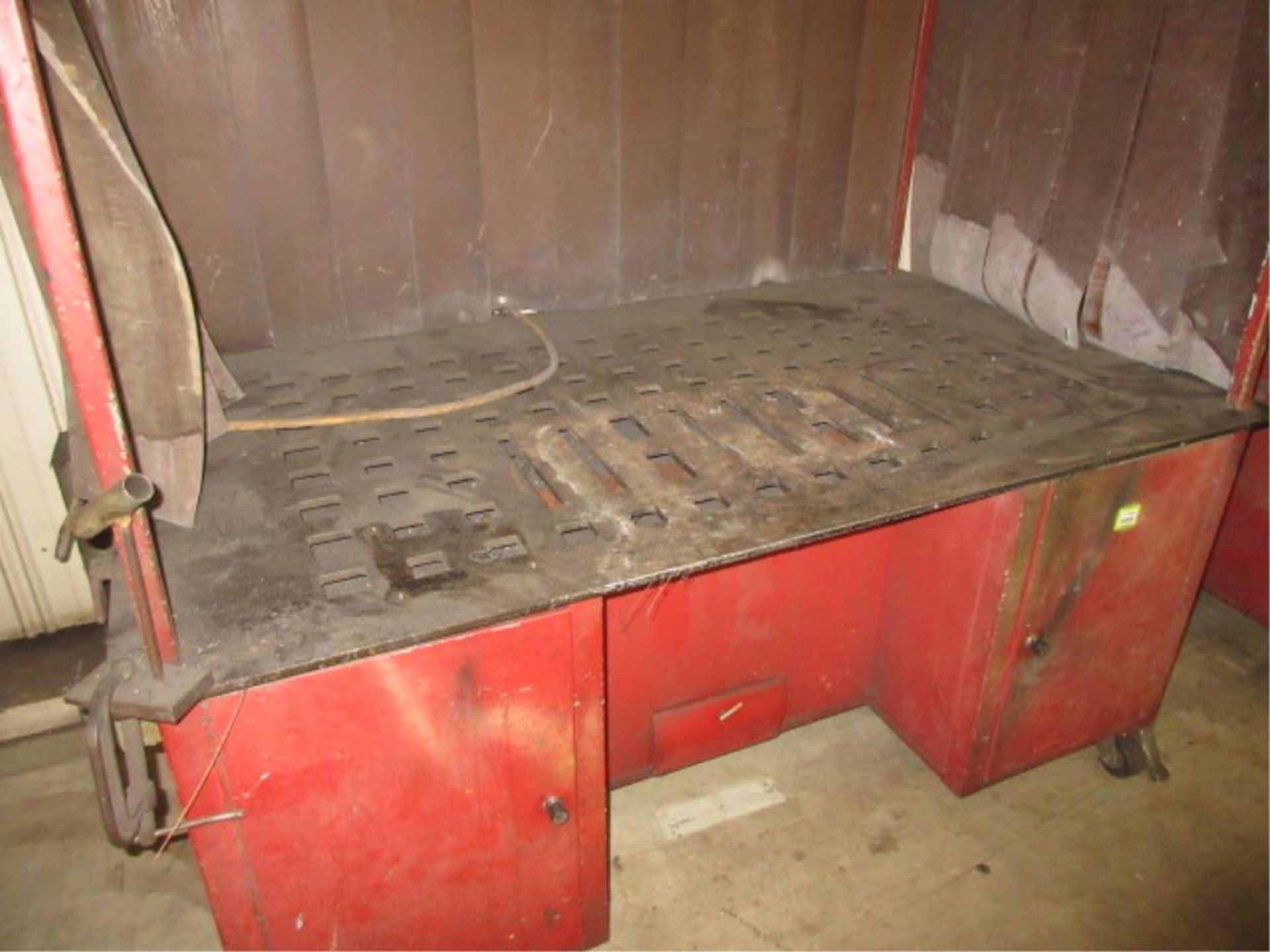 Downdraft Table. Mobile Downdraft Table. HIT# 2179066. Loc: main floor. Asset Located at 430 West - Image 2 of 2