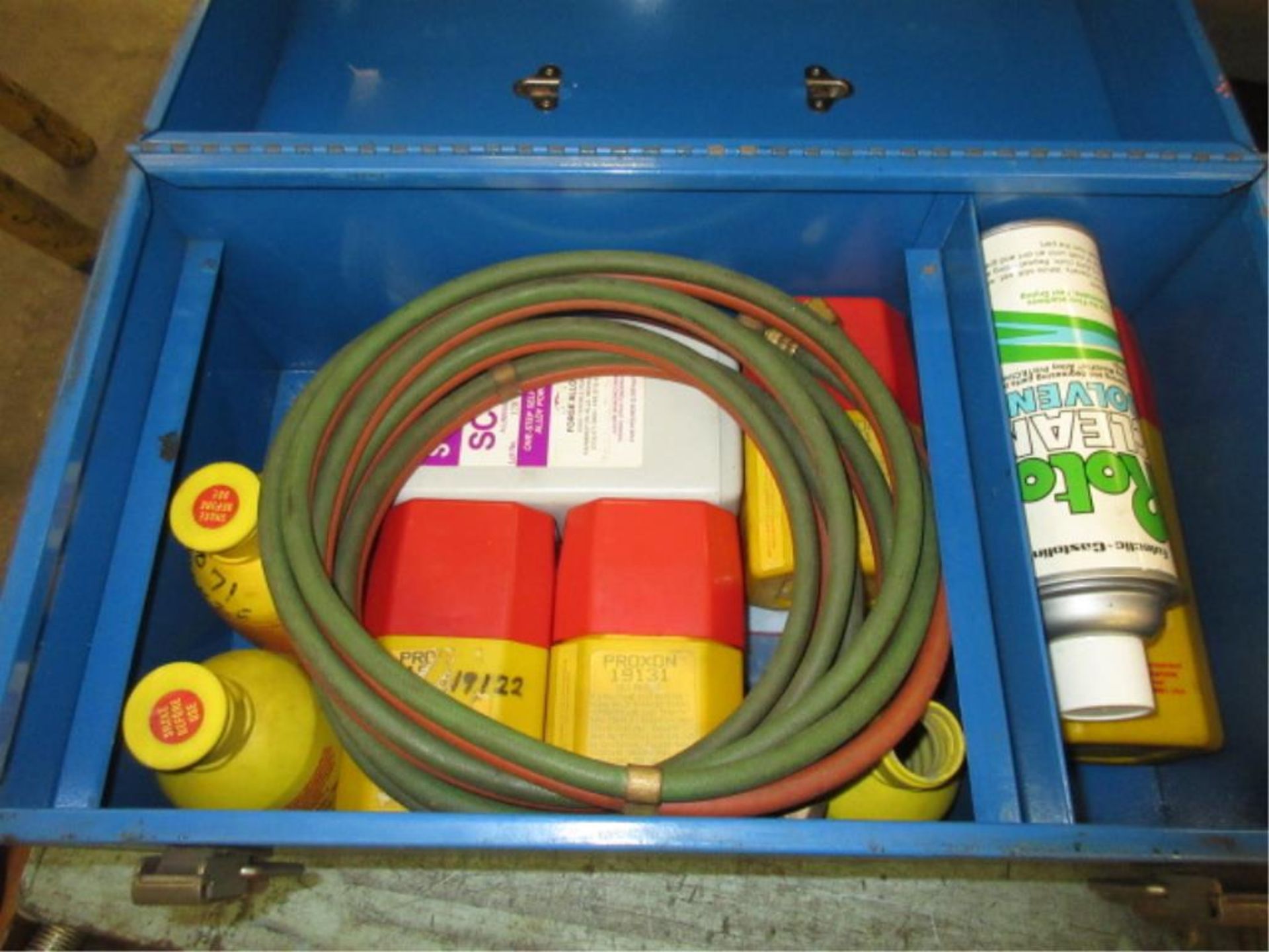 Spray Weld Kit. RotoTec 80 Eutectic & Castolin Spray Weld Kit. HIT# 2179033. Loc: main floor. - Image 2 of 4