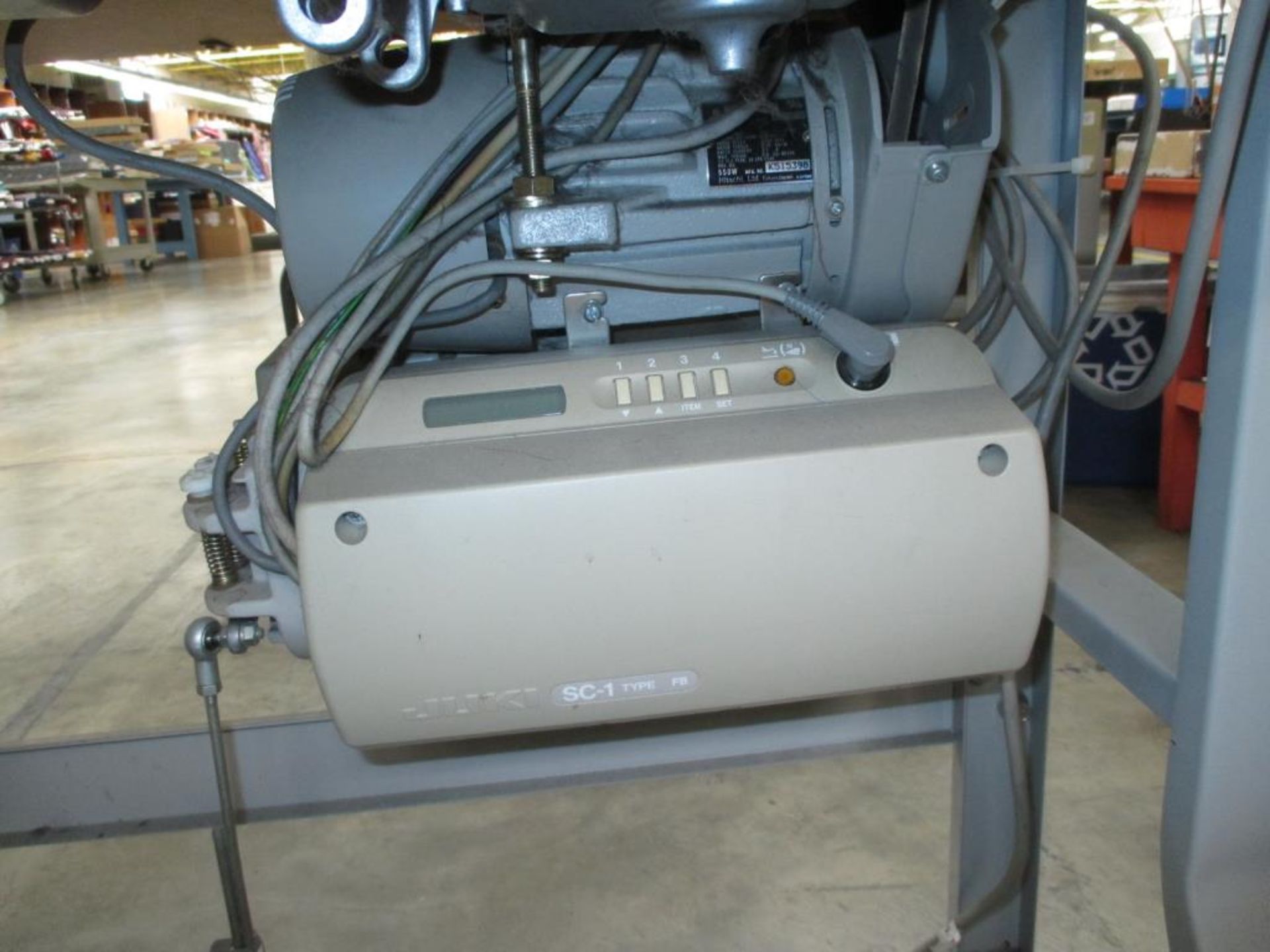 Lockstitch Reverse Industrial Sewing Machine. Juki DDL-5550N-7 1-Needle Lockstitch Reverse - Image 8 of 9