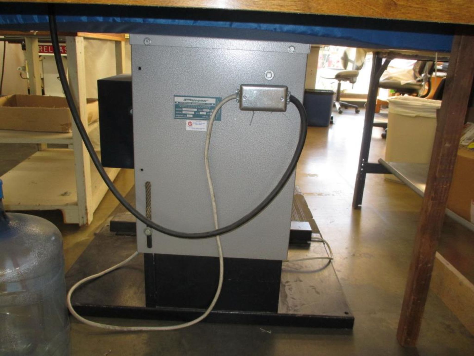 Iron Press Board. Vaporpress 522000002 Iron Press Board with Pacific Steam model PSE-5E Iron. SN# - Image 2 of 6