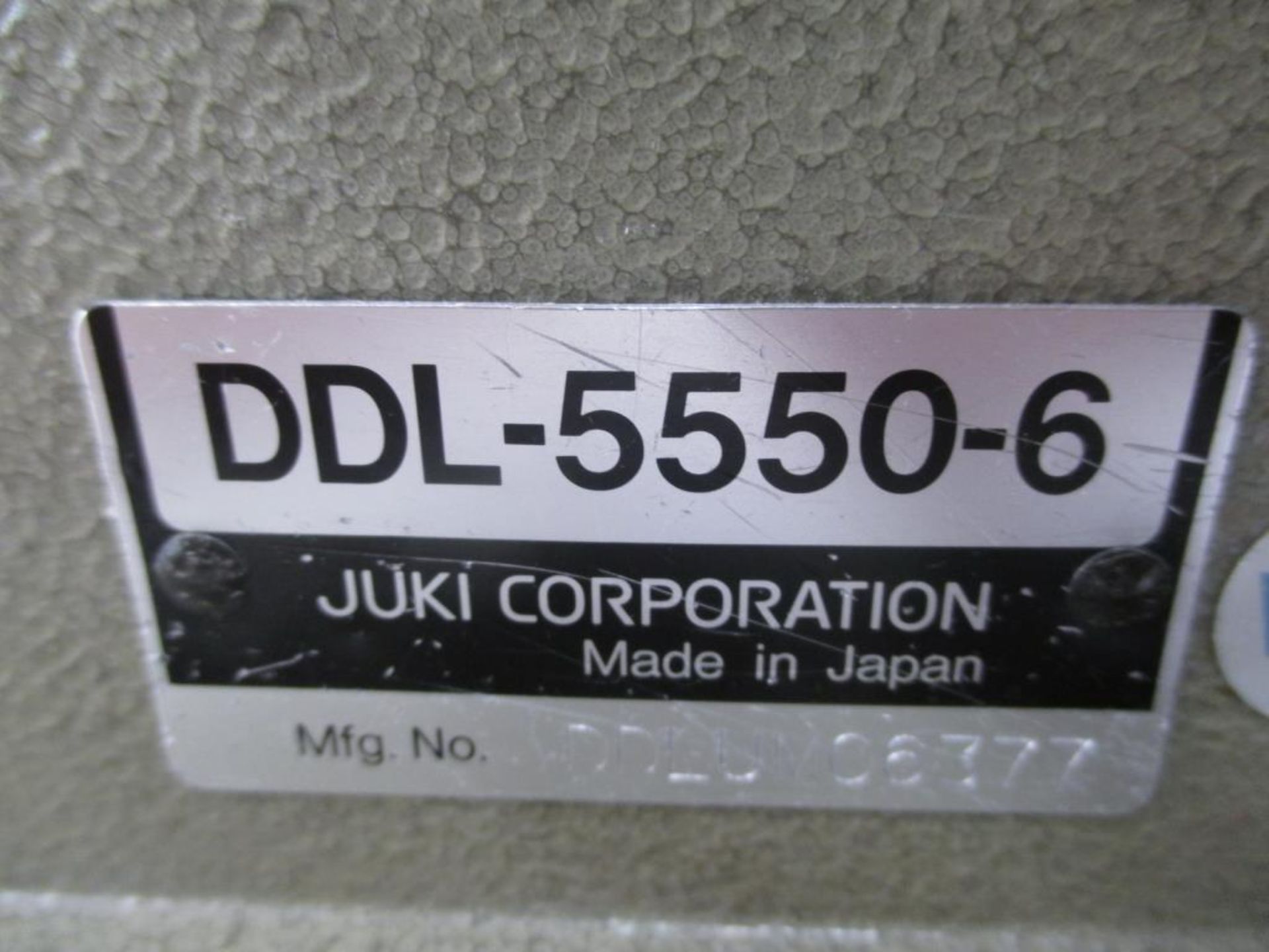 Lockstitch Reverse Industrial Sewing Machine. Juki DDL-5550-6 1-needle Lock Stitch Reverse - Image 3 of 5