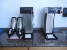 Lot: Qty (2) Coffee Machines and (1) Magic Chef model MCM990ST Microwave, 0.9 cu. ft. Countertop