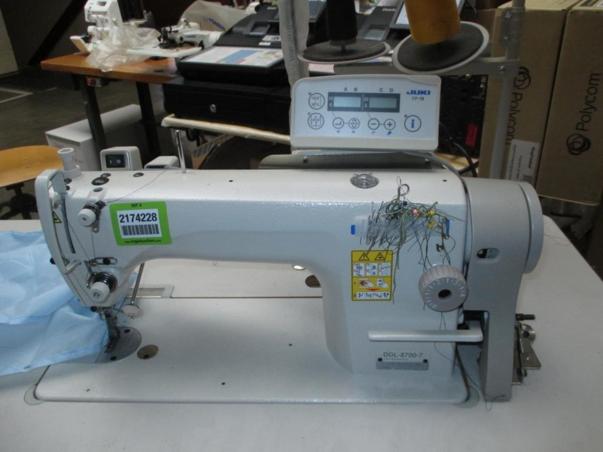 Computerized Sewing Machine. Juki DDL-8700-7 Industrial Straight Stitch Sewing Machine Mfg# - Image 2 of 10