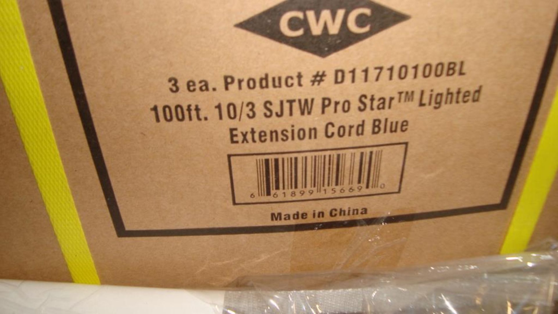 Extension Cords. Lot: 54 Total (18 Boxes -3 ea.) Century Wire & Cable pn# D11710100GN Pro Star Heavy - Image 7 of 9