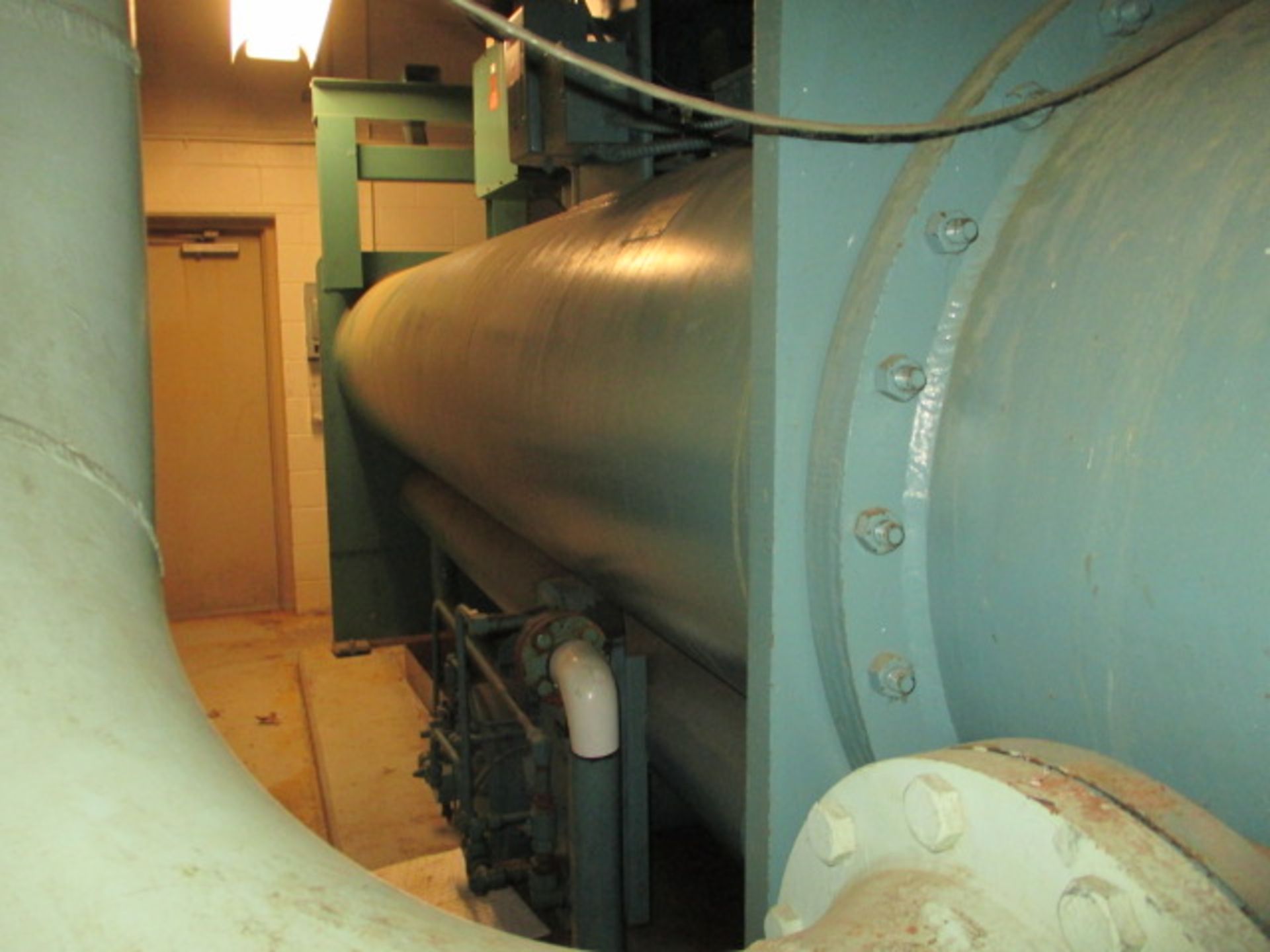 York YKQ1P2H1-CZB Chilling System; Liquid Chilling System / Centrifugal Chiller with 748 H.P. - Image 4 of 11