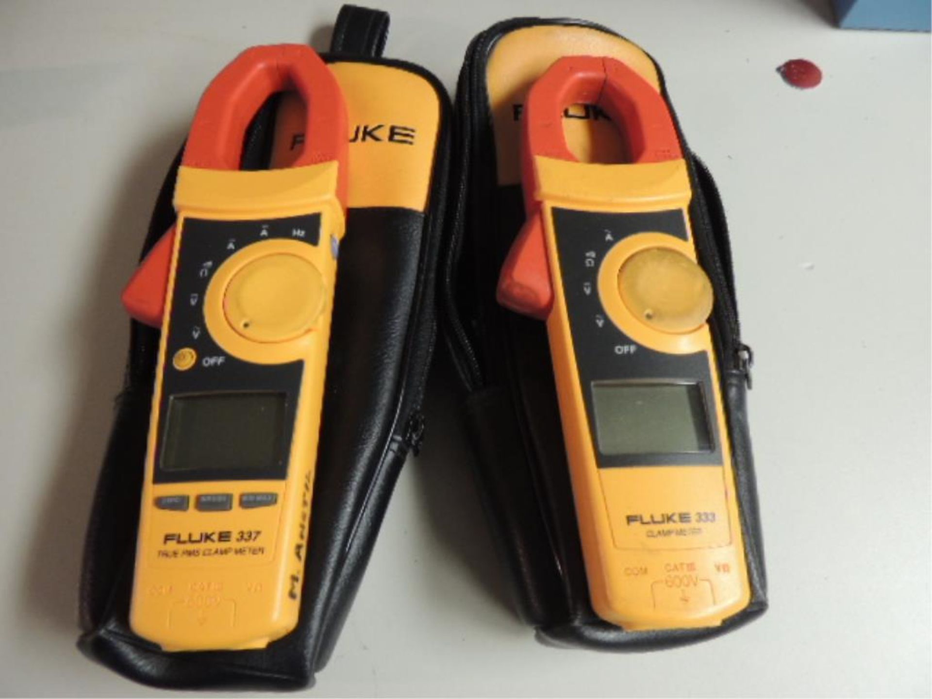 Fluke 337 Tester; Lot: (2) milliamp process clamp meters. HIT# 2192420. Loc: 901 cage. Asset Located