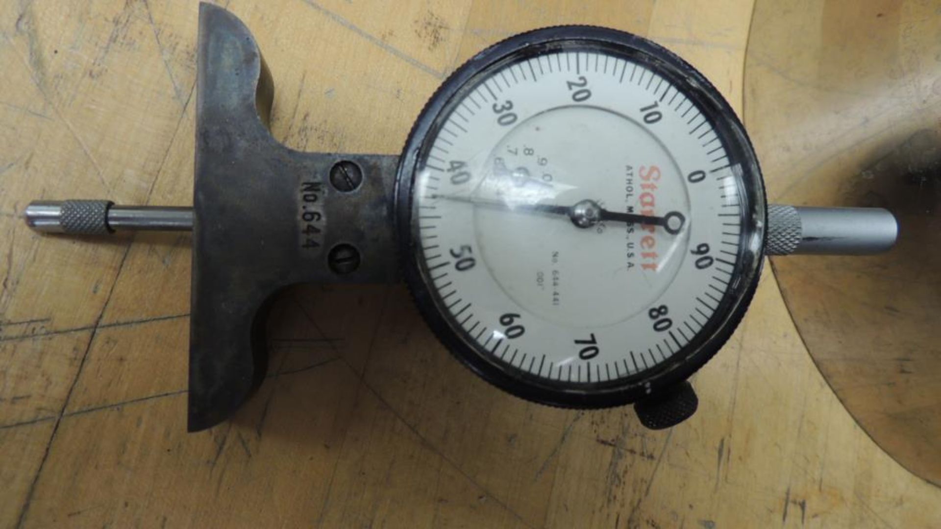 Starrett Mitutoyo Gauges; Lot: (1) Starrett depth gauge, (1) Mitutoyo depth gauge, (3) Mitutoyo - Image 6 of 8