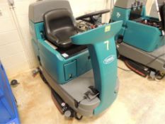Tennant T7 Fast Floor machine; ride on 26" scrubber 256.3 hours, Non GxP, includes Lestronic II