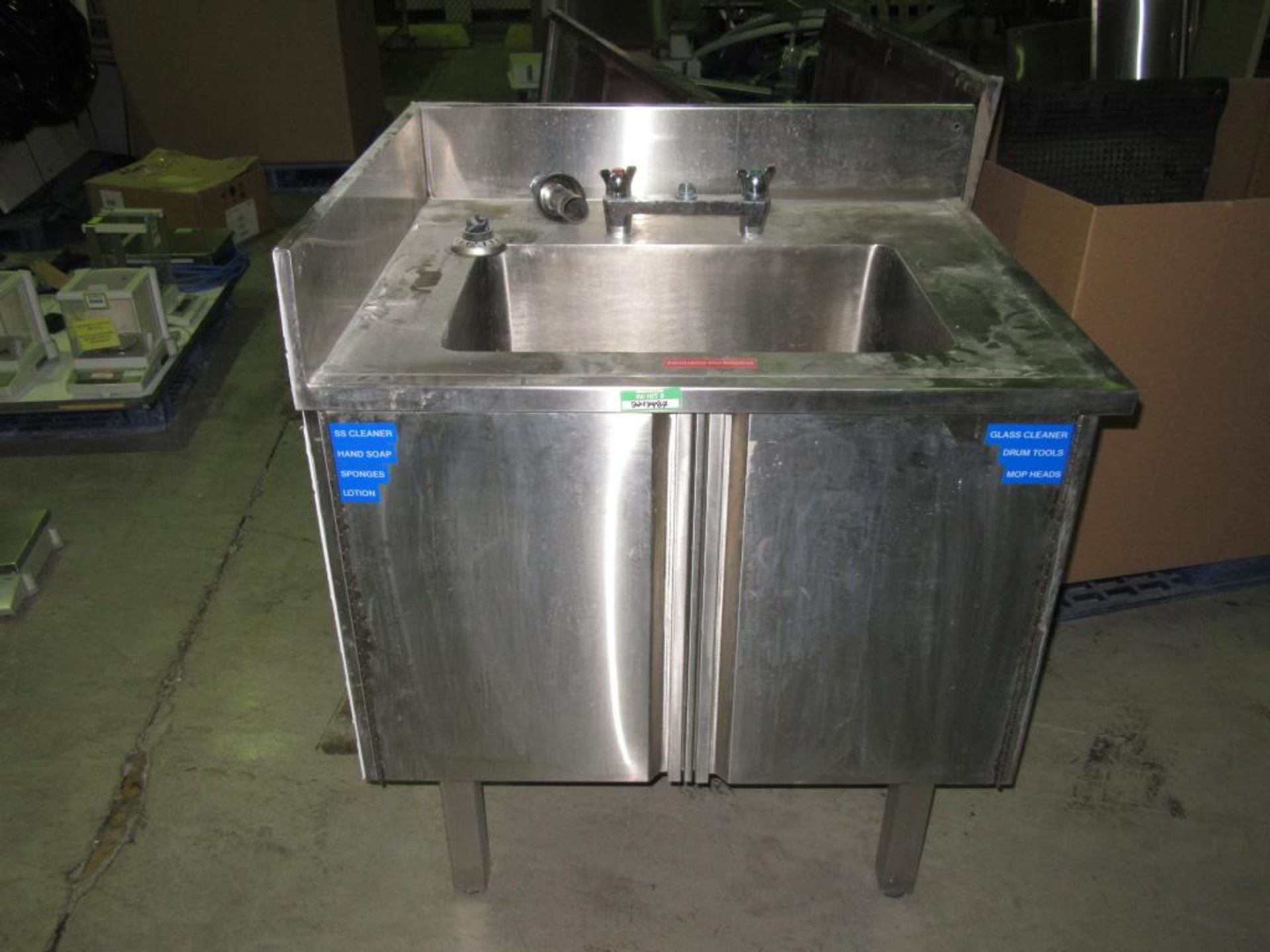 Sinks; Lot: (4) Assorted Stainless Steel Sinks. Hit # 2217487. Loc: 403-1 Loading Dock. Asset - Image 3 of 6