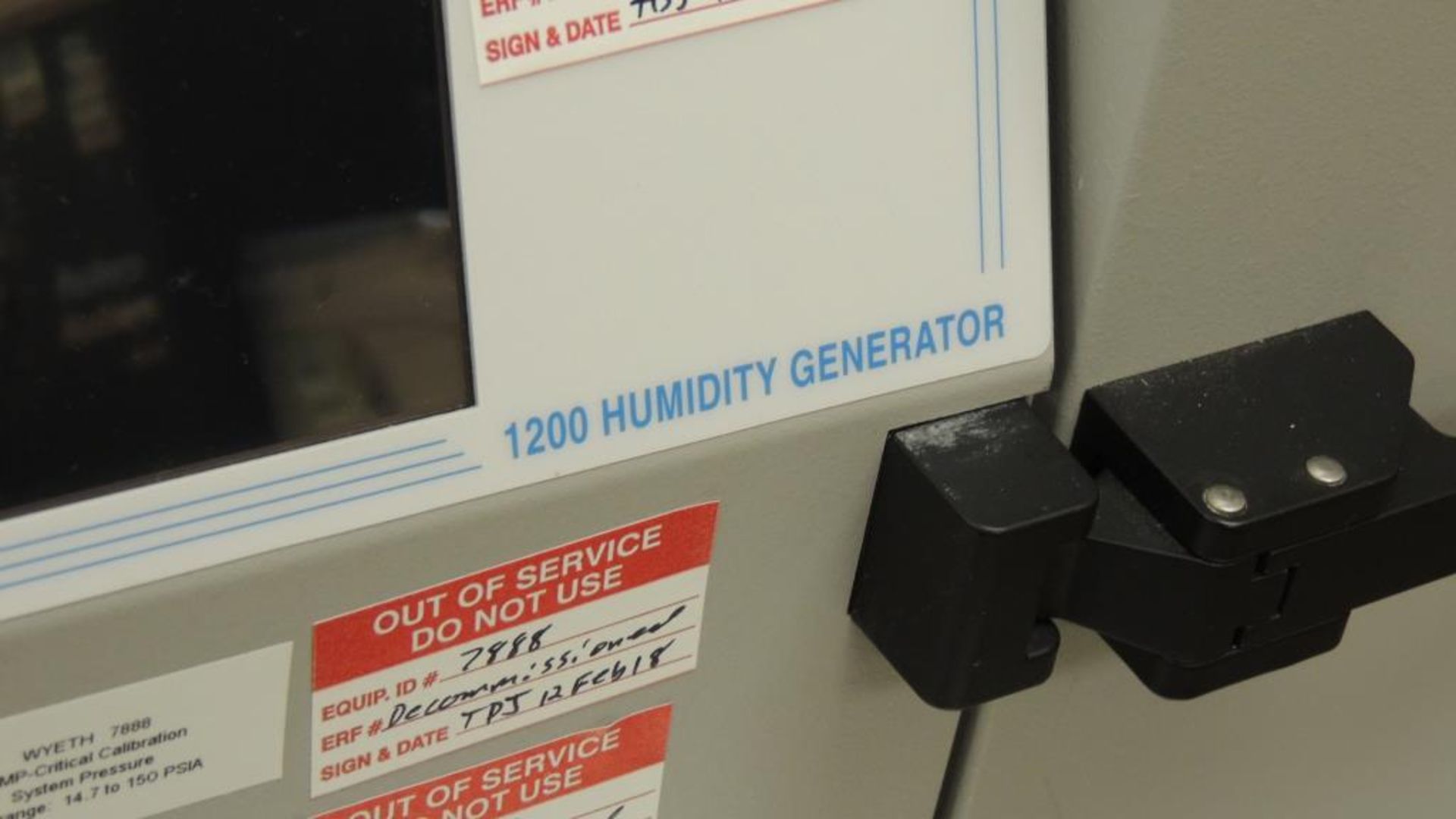 Thunder scientific Mini 1200 Humidity generator; two pressure series 1200 w/ACS-1200 air - Image 4 of 9