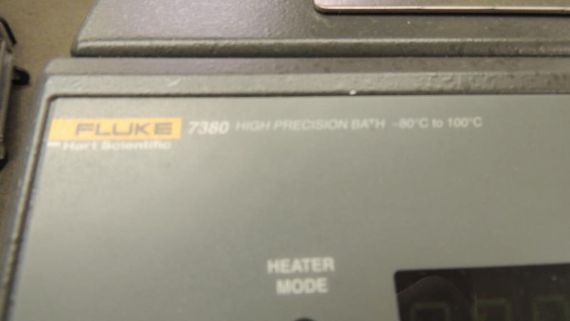 fluke 7380 Bath; high precision ultra low temp calibration bath on cart, 110v 40hz. HIT# 2226598. - Image 4 of 11