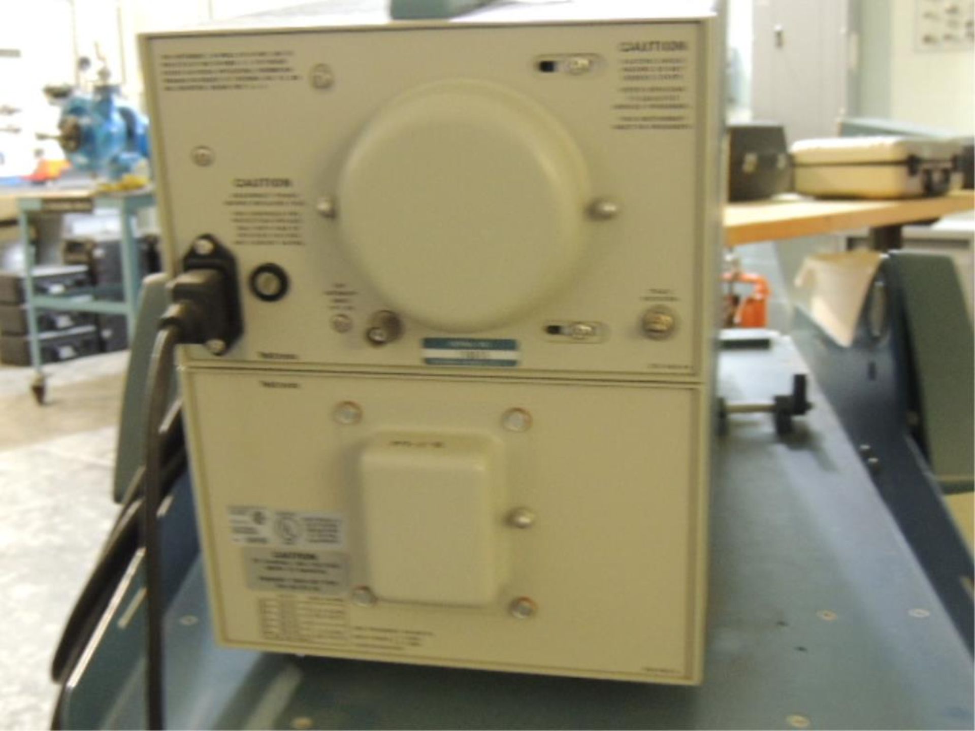 Tektronix 5111A Scope; storage oscilloscope front panel controls, cart included. HIT# 2192583. - Image 5 of 6