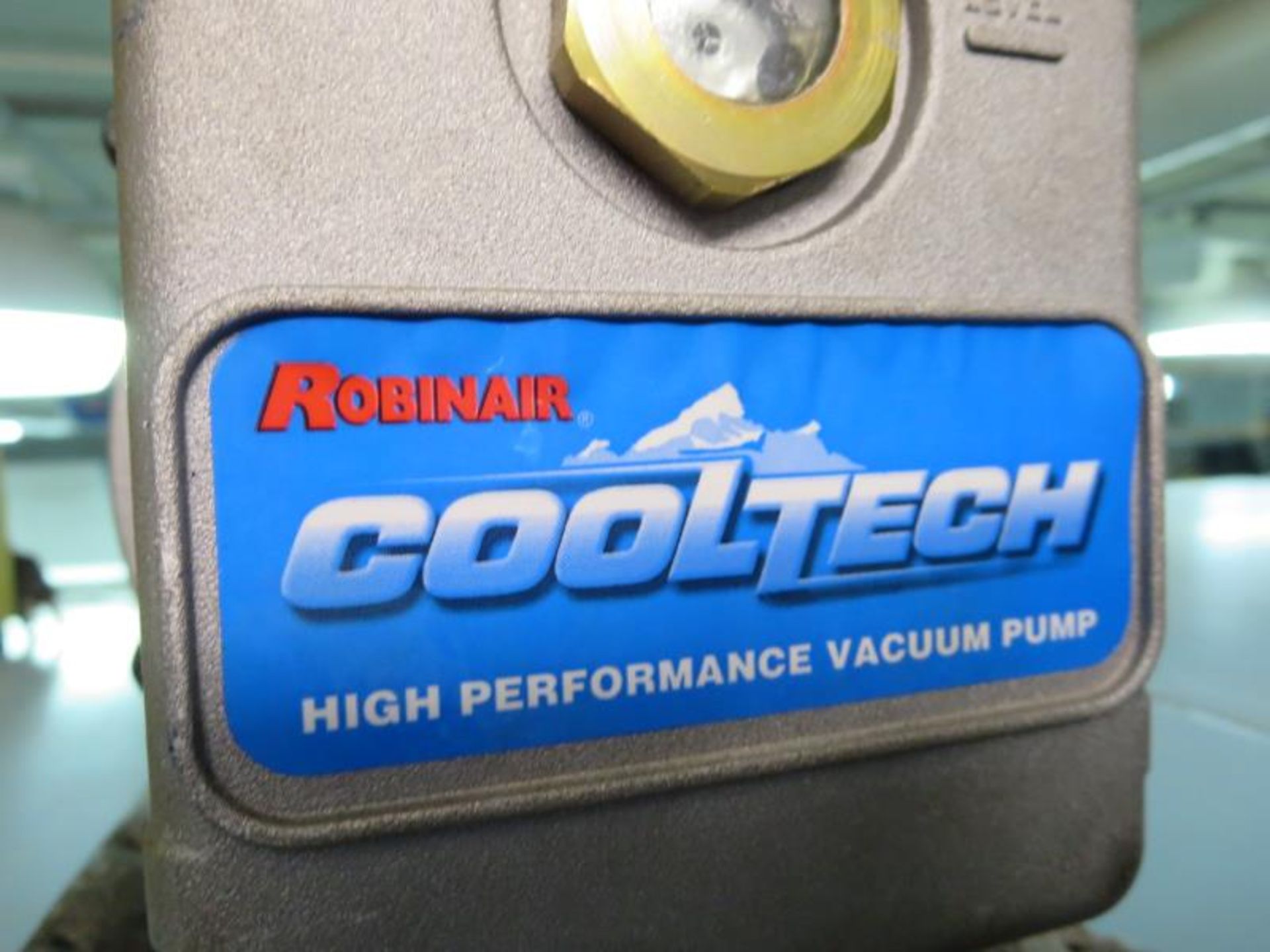 Robin Air 1512CA A/C Vacuum Pump; High Performance Vacuum Pump. SN# 3158. HIT# 2123623. Loc: 1101- - Image 2 of 3