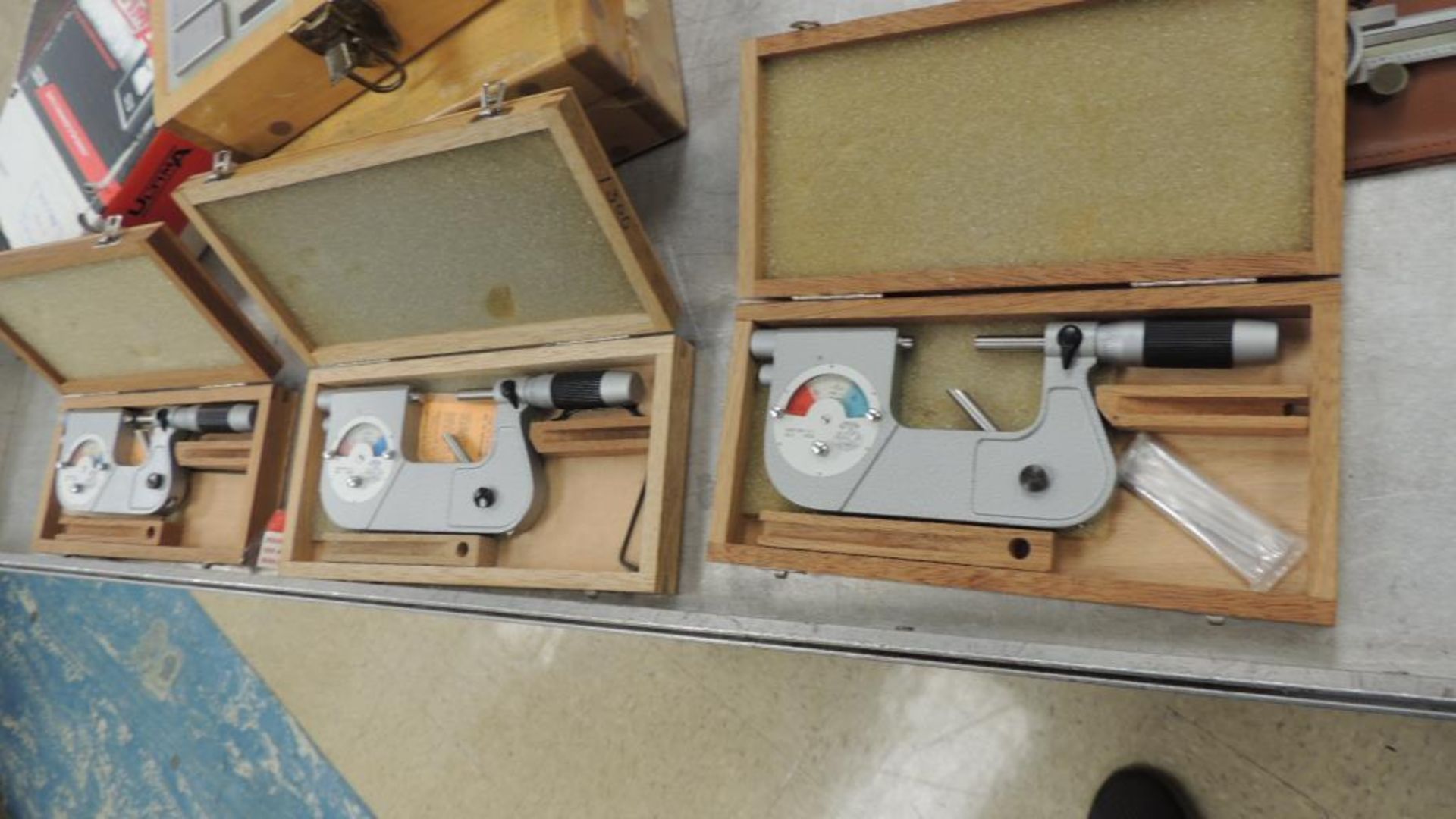 Etalon 225 Micrometer; Lot: (3) Mikro-Etalon 1". HIT# 2192791. Loc: 710. Asset Located at 64 Maple