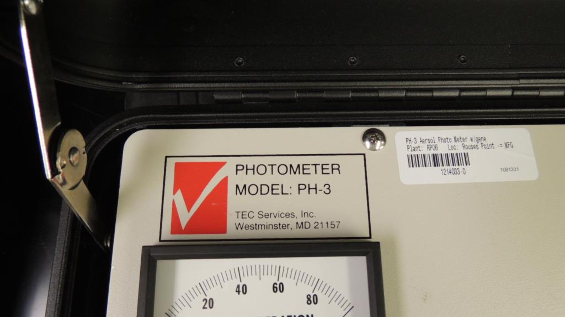 TEC PH-3 Meter; solid-state linear photometer with a sensitivity from 100% to .0001%. The PH-3 has 2 - Image 2 of 6