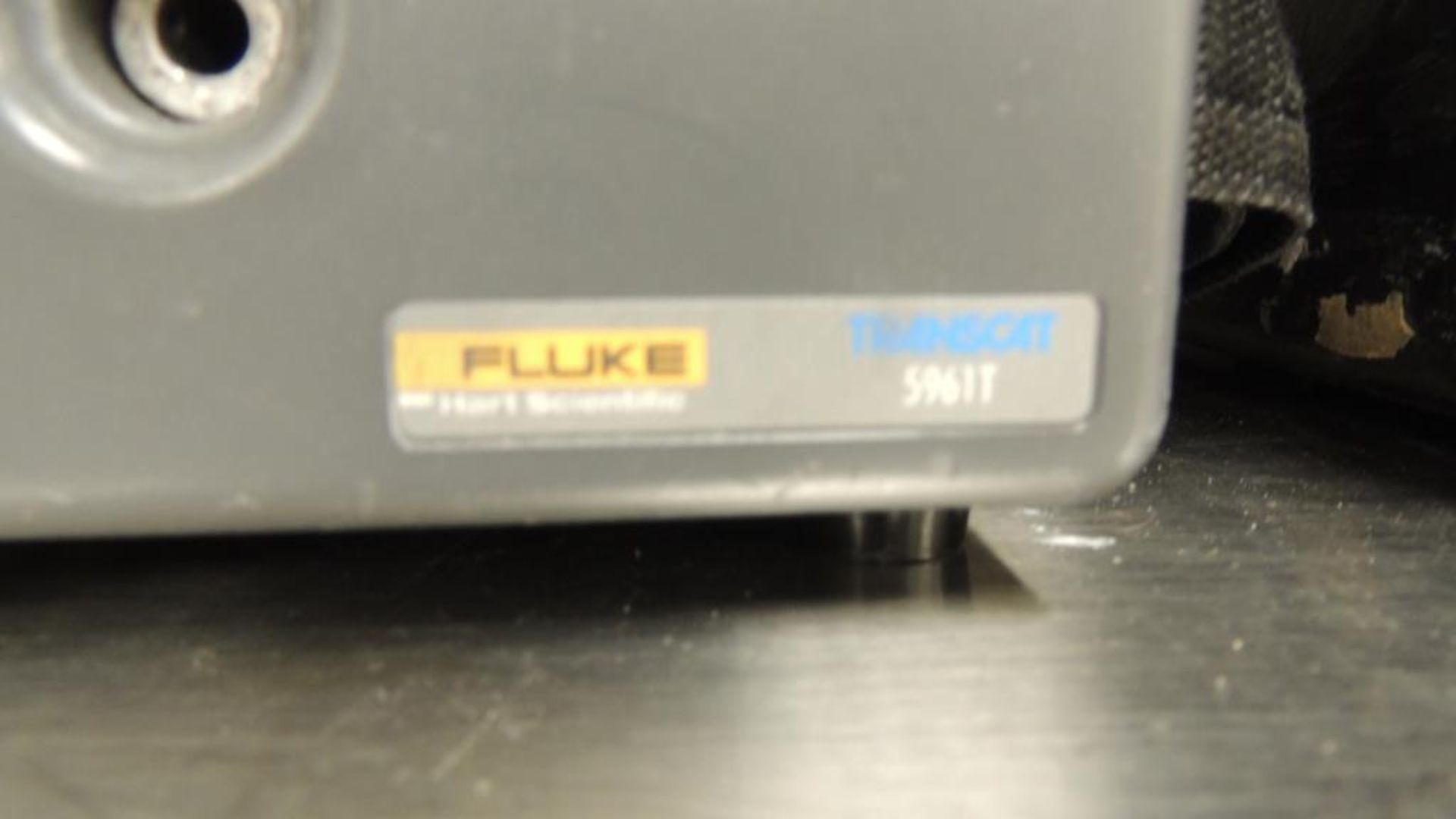 Fluke Hart Scientific Calibrator; Lot: (3) Fluke model 5961T, 94/234v(2) Hart model 9102, 90/ - Image 2 of 7