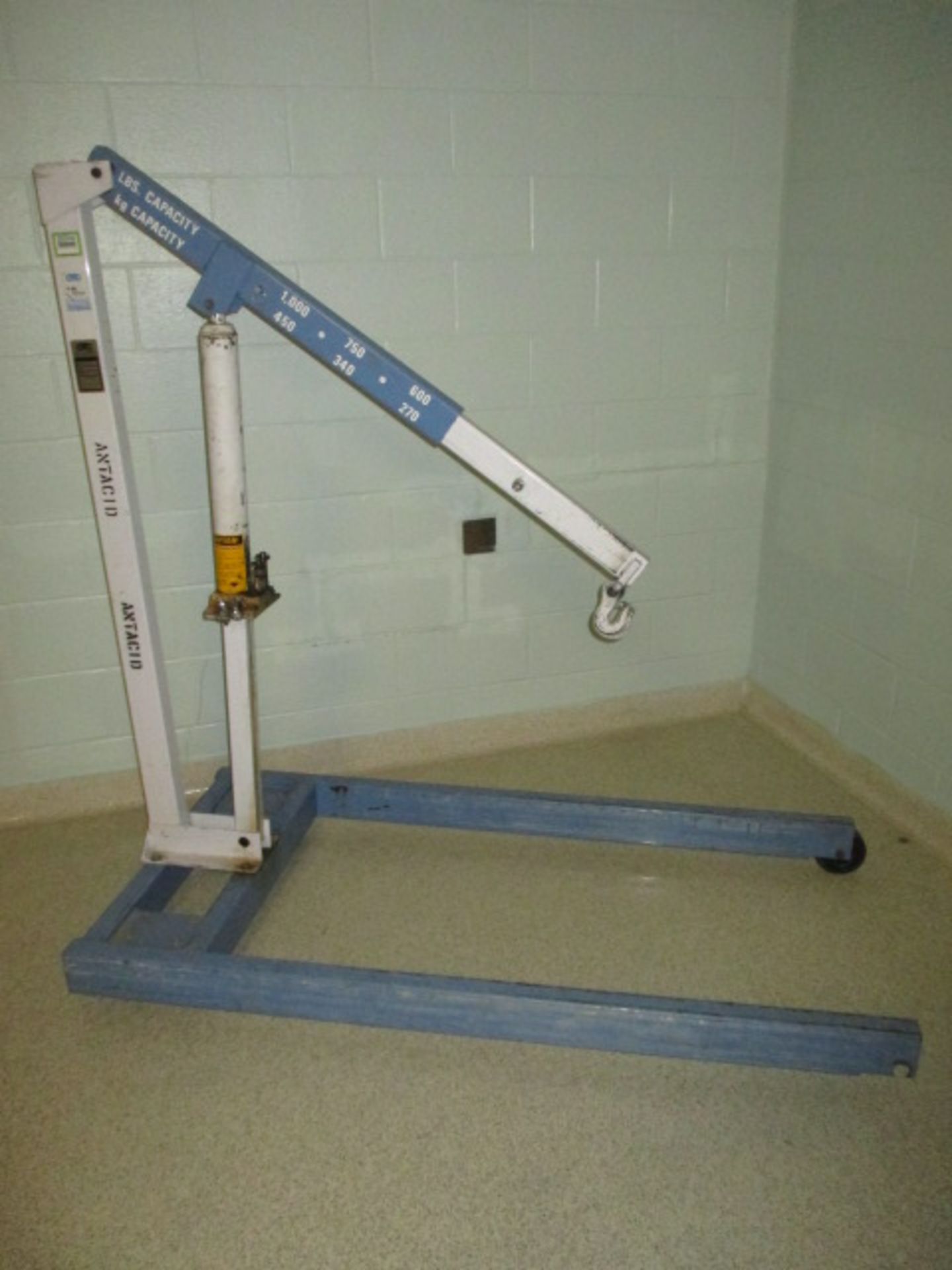 OTC Tools & Equipment 1807 Floor Crane; Mobile Hydraulic Floor Crane, 1000lb Max. HIT# 2223142. Loc:
