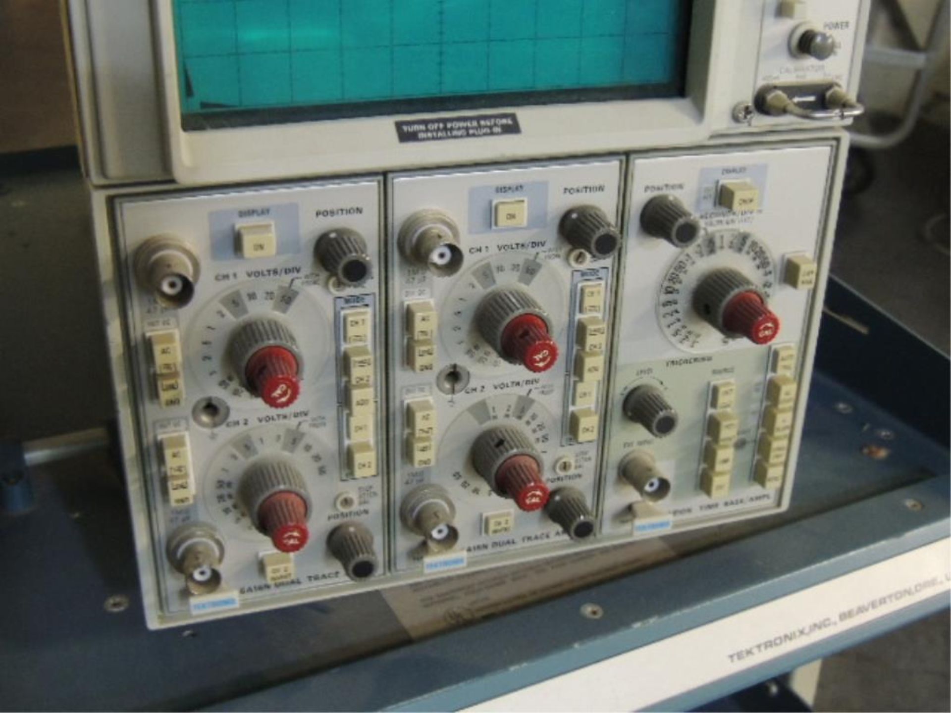 Tektronix 5111A Scope; storage oscilloscope front panel controls, cart included. HIT# 2192583. - Image 3 of 6