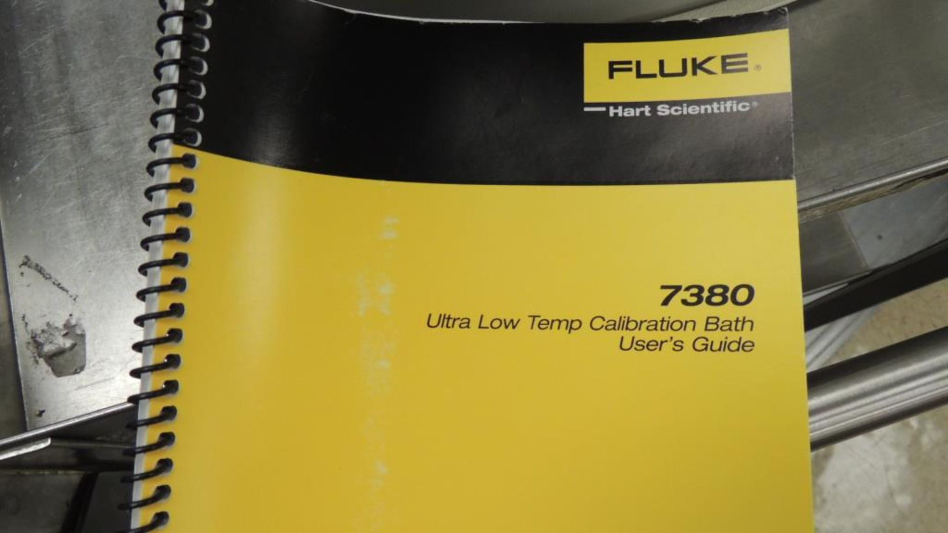 fluke 7380 Bath; high precision ultra low temp calibration bath on cart, 110v 40hz. HIT# 2226598. - Image 7 of 11