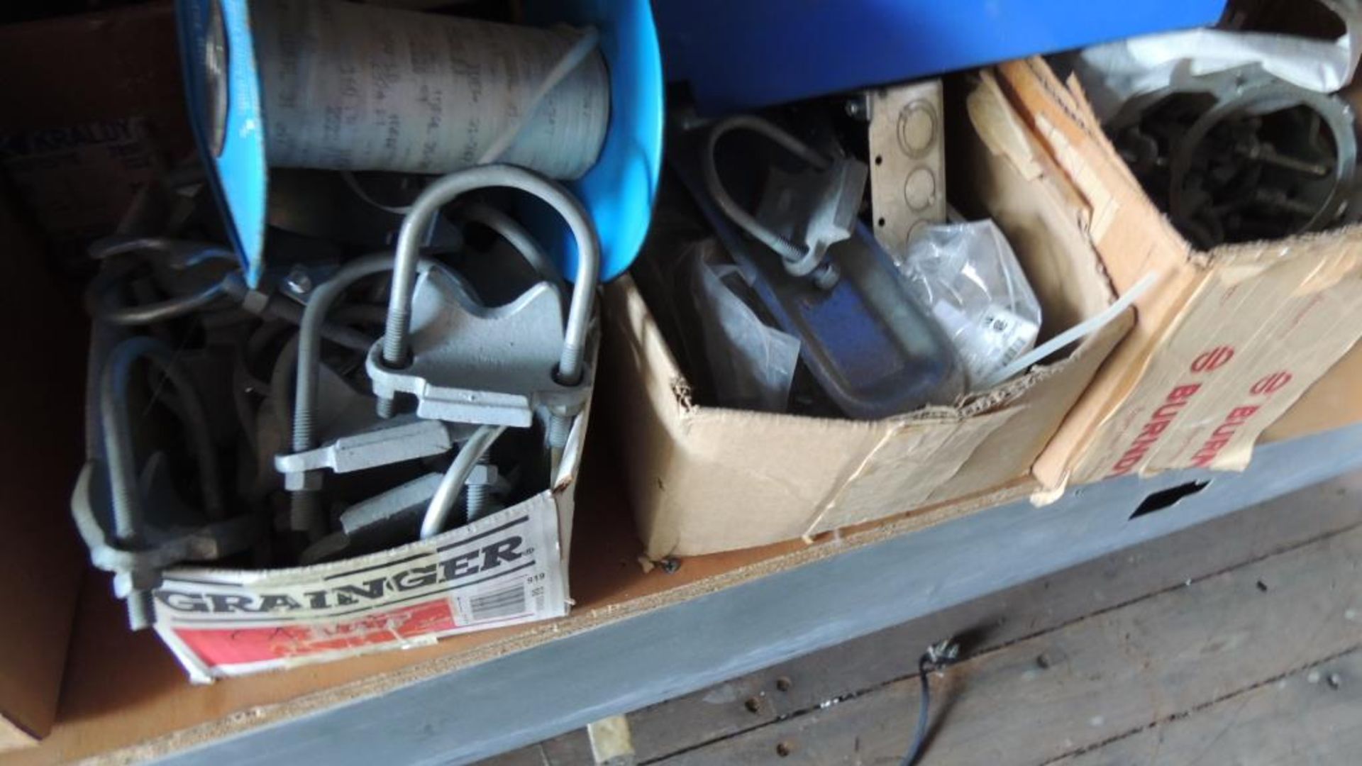 Sq. D Electrical; Lot: contents of shelving, Sq. D molded case circuit breaker, fuses, wire - Image 17 of 29