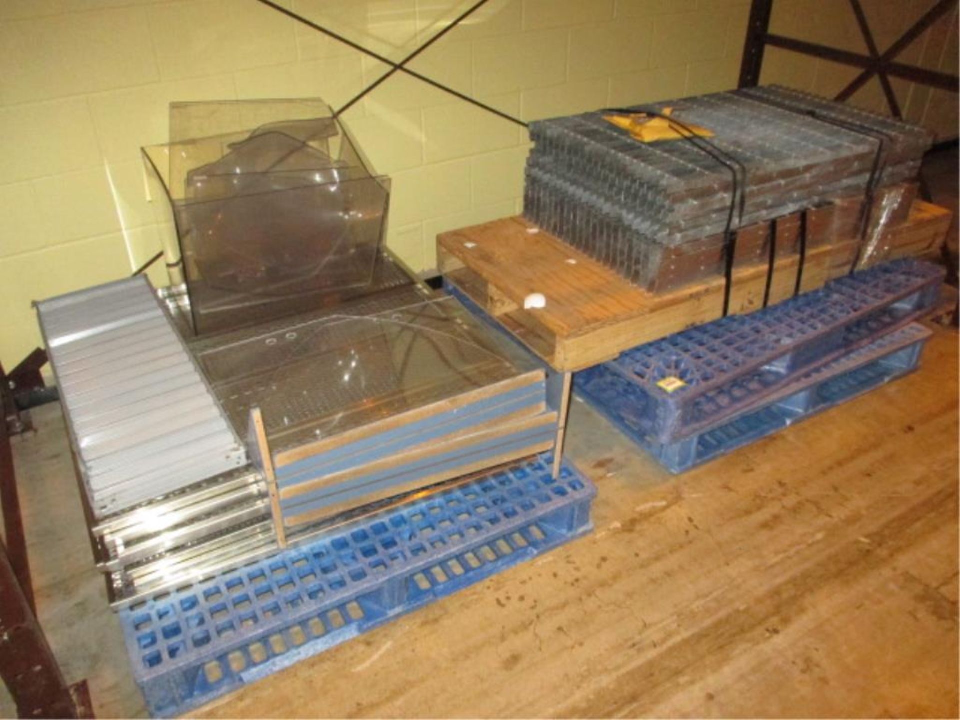 Baffles / Grates; Lot: (2 skids) Assorted Baffle Plates and Grates. HIT# 2222877. Loc: B25-Row02