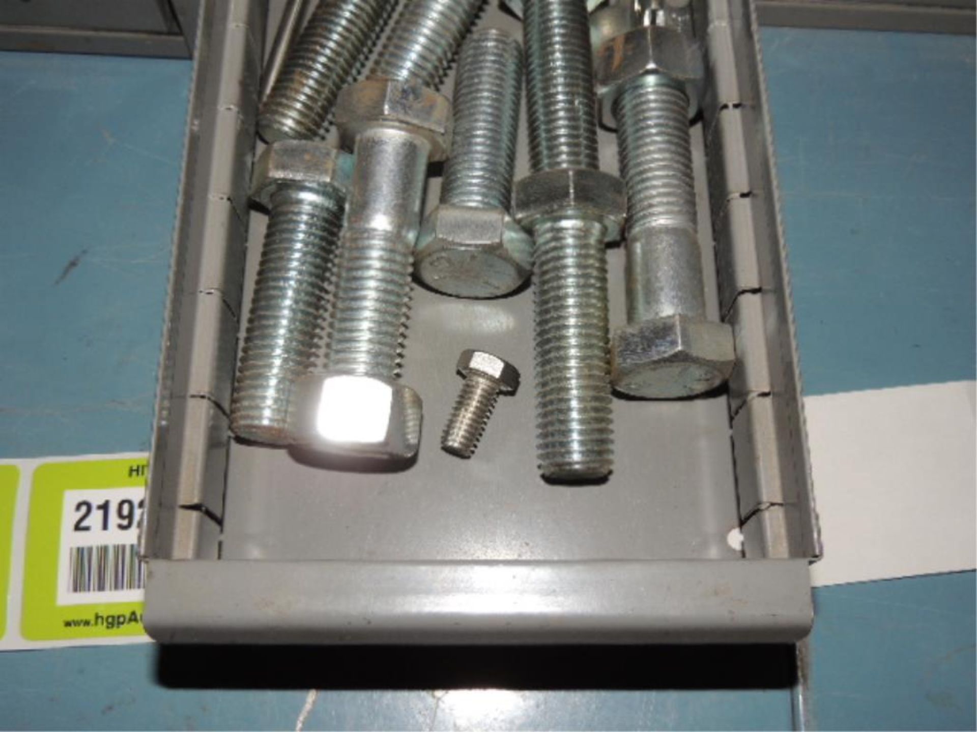 Bins; Lot: (8)parts bins w/ 18 bins each and contents, rivets, nuts, bolts, wing nuts, nipples, - Image 12 of 14