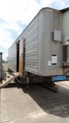 Trailer, Break/Office. Great Dane 730TDS 40. Year: 1986; 40' drop deck w/ contents, AC , fold down