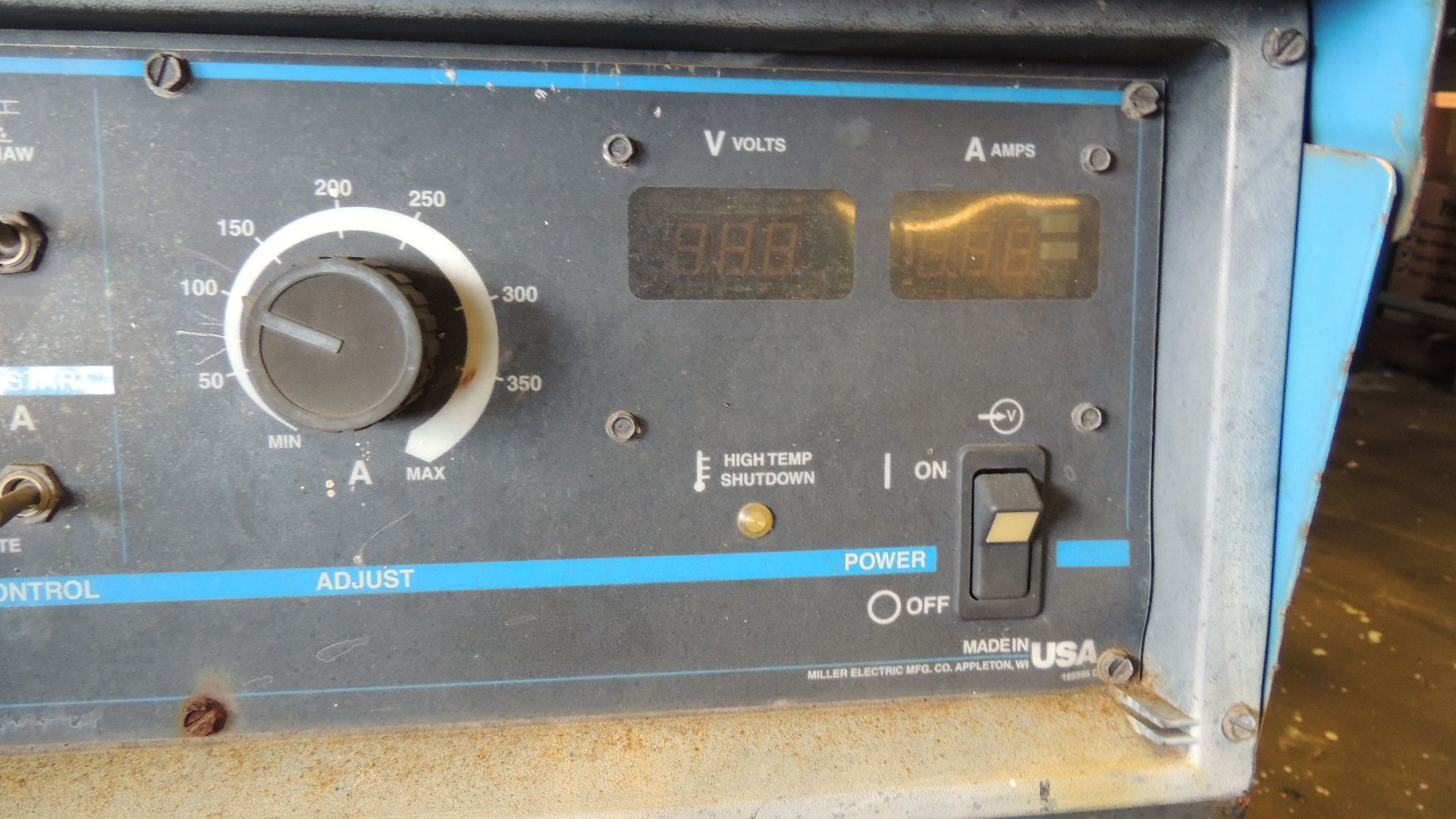 Welder. Miller Gold Star 302 CC.DC welding power source, on casters, volts and amps digital readout, - Image 5 of 5