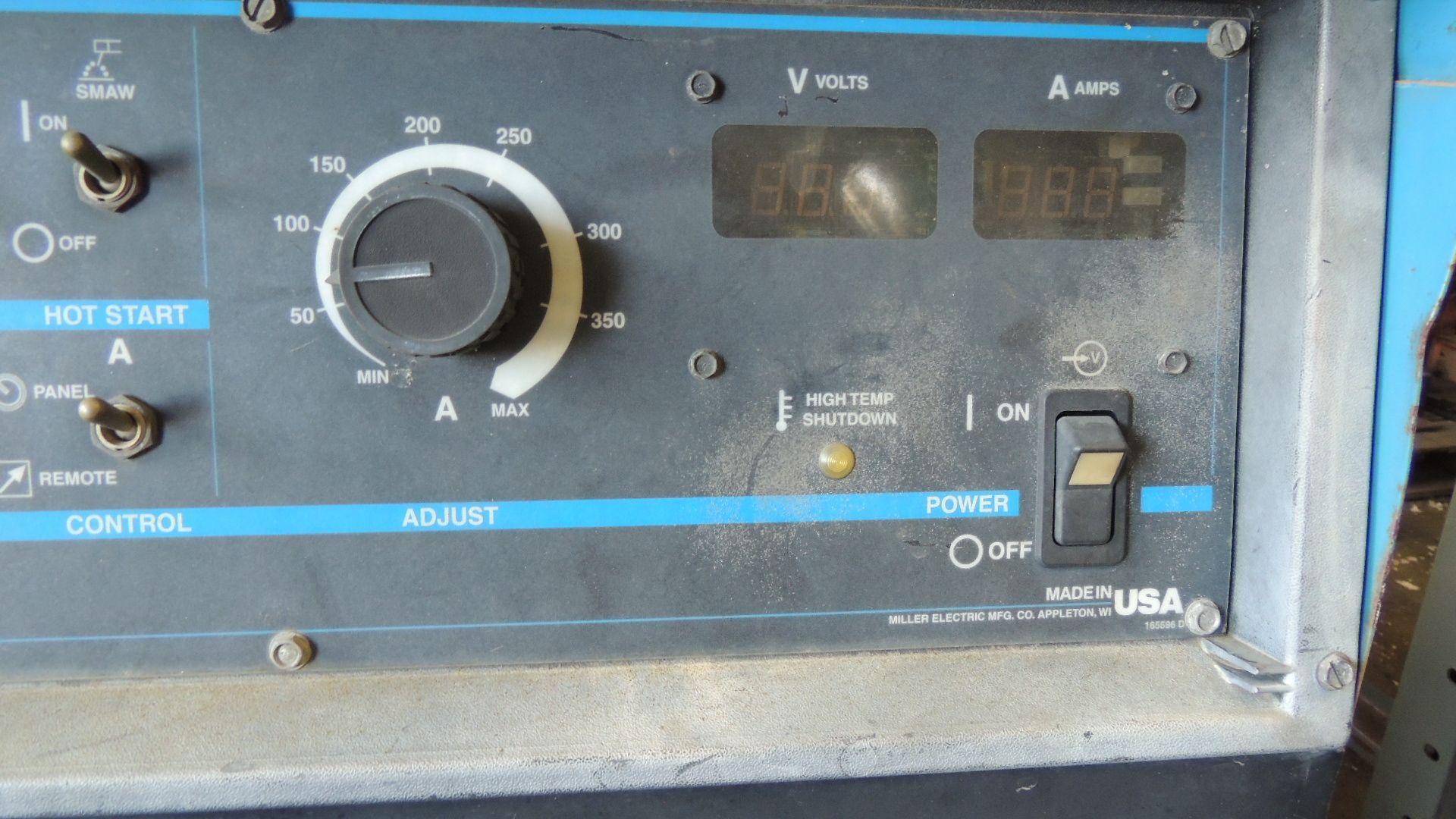 Welder. Miller Gold Star 302 CC.DC welding power source, on casters, volts and amps digital readout, - Image 4 of 4