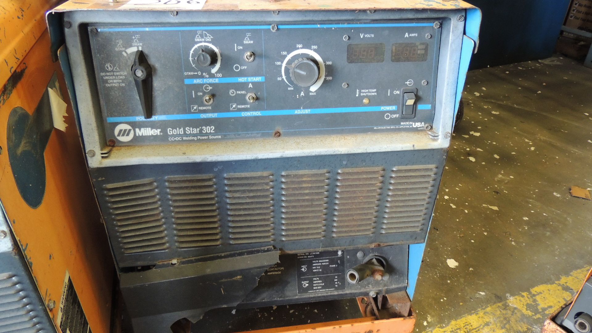 Welder. Miller Gold Star 302 CC.DC welding power source, on casters, volts and amps digital readout, - Image 3 of 5