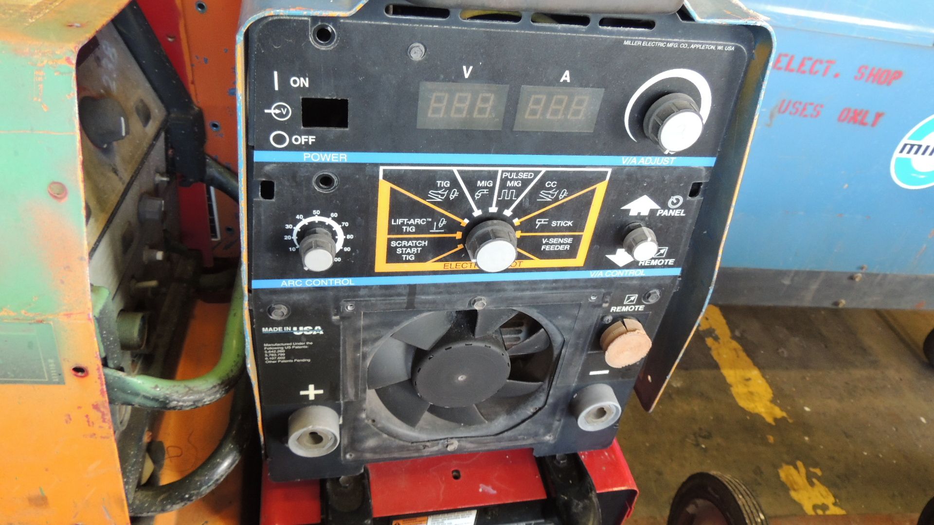 Welders. Miller Lot: (10) welders total- all need repair. Models XMT 304CC, XMT 300CC. XMT 304CC/CV, - Image 3 of 5