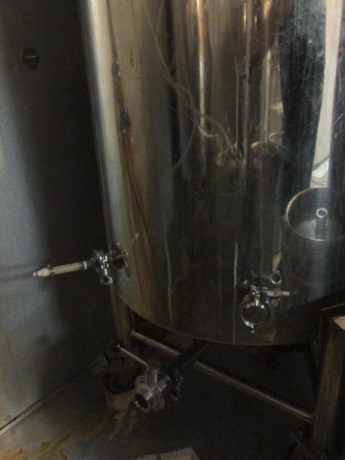 3BBL Stainless Steel Portable Serving Tank, 90 Gal. HIT# 2234836. Loc: Walk-In Cooler. Asset - Image 2 of 3