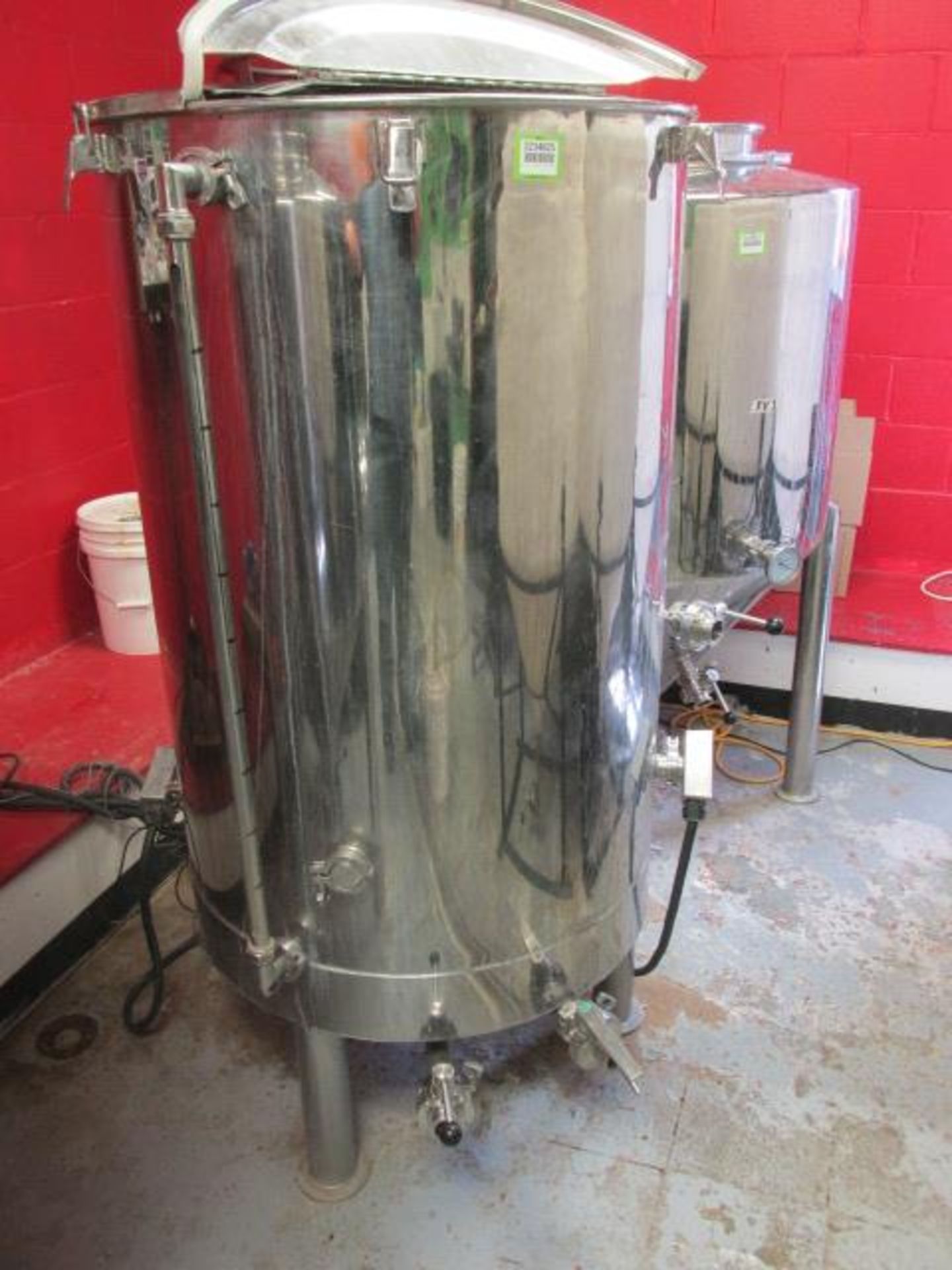 Electric Boil Kettle W/ Sight Glass & Vent, 90 Gal. HIT# 2234825. Loc: Brewery Prep Room. Asset