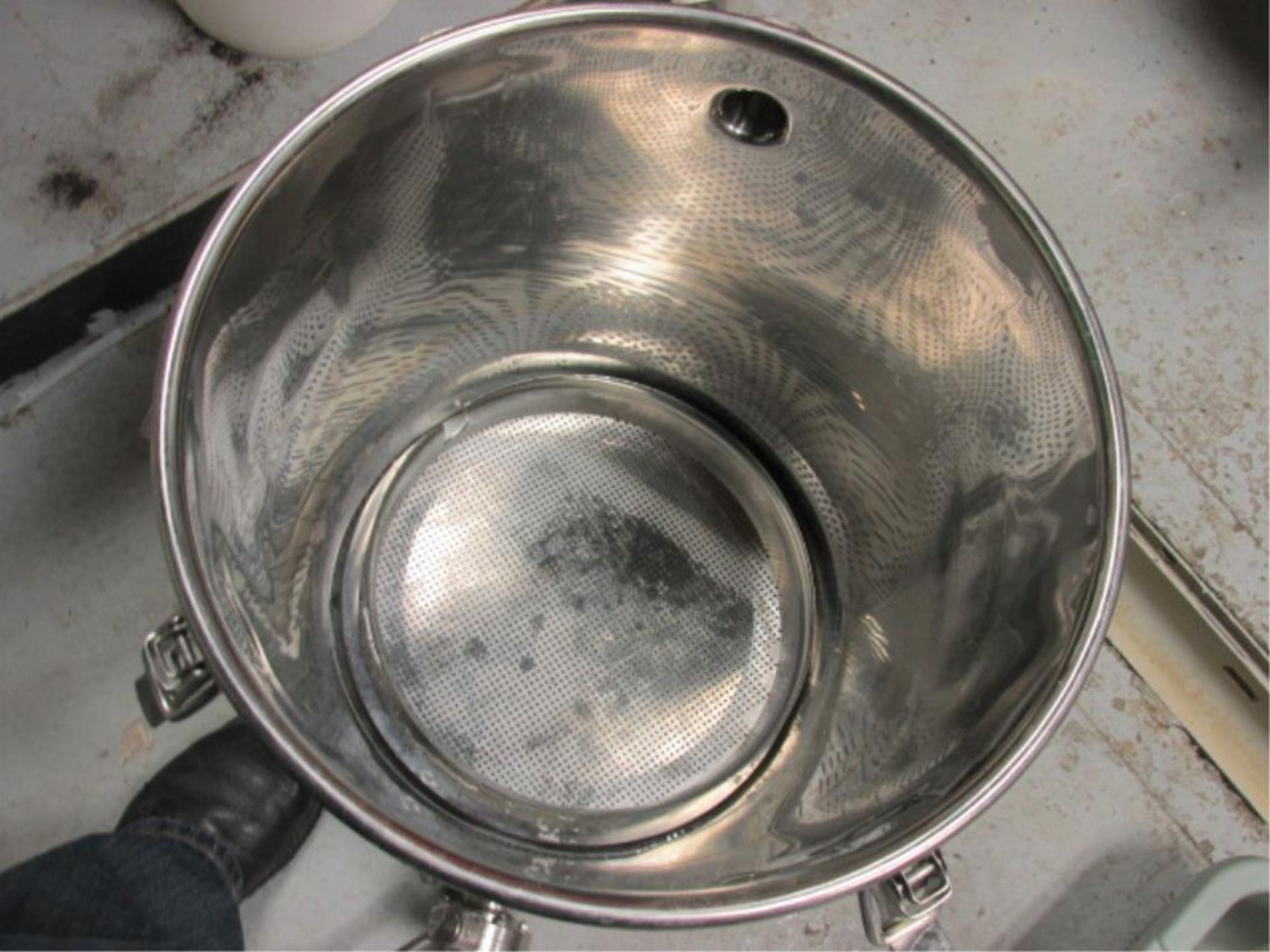 Stainless Steel Hop Back Tank. HIT# 2234844. Loc: Brewery Prep Room. Asset Located at 143 Kent - Image 2 of 3