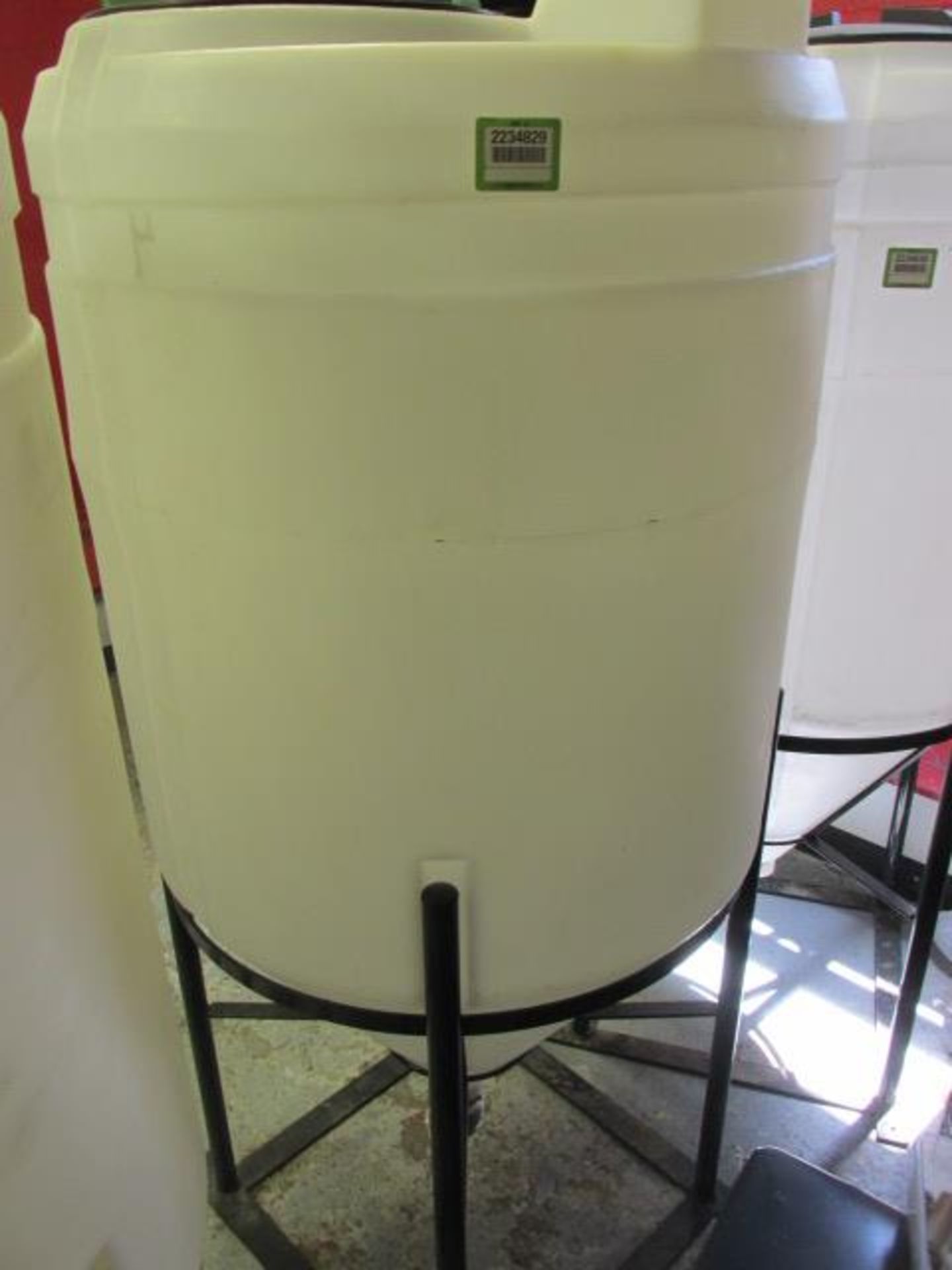Poly Tank, 3BBL Fermenter Tank, 90 Gal. HIT# 2234829. Loc: Brewery Prep Room. Asset Located at 143 - Image 2 of 2