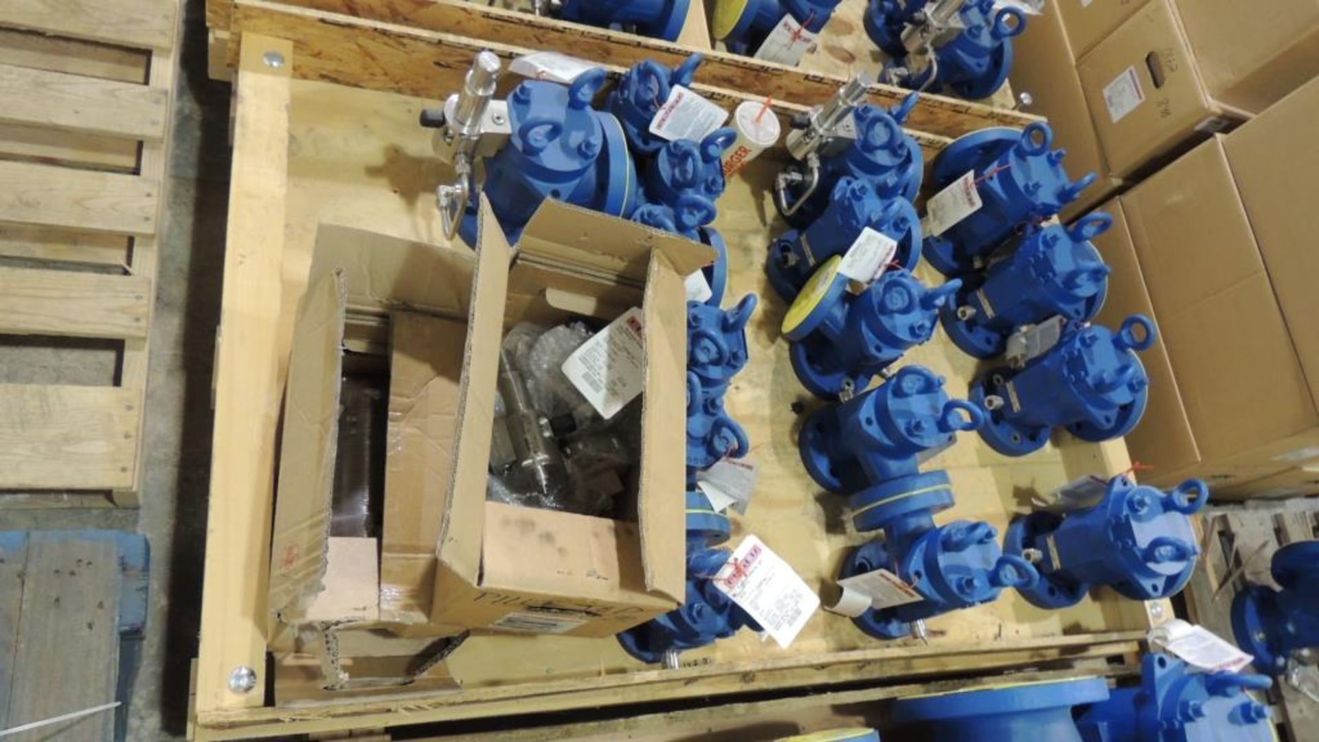 Large Quantity of Leser Relief and Safety Valves, plus Spare Parts Kits - Image 280 of 374