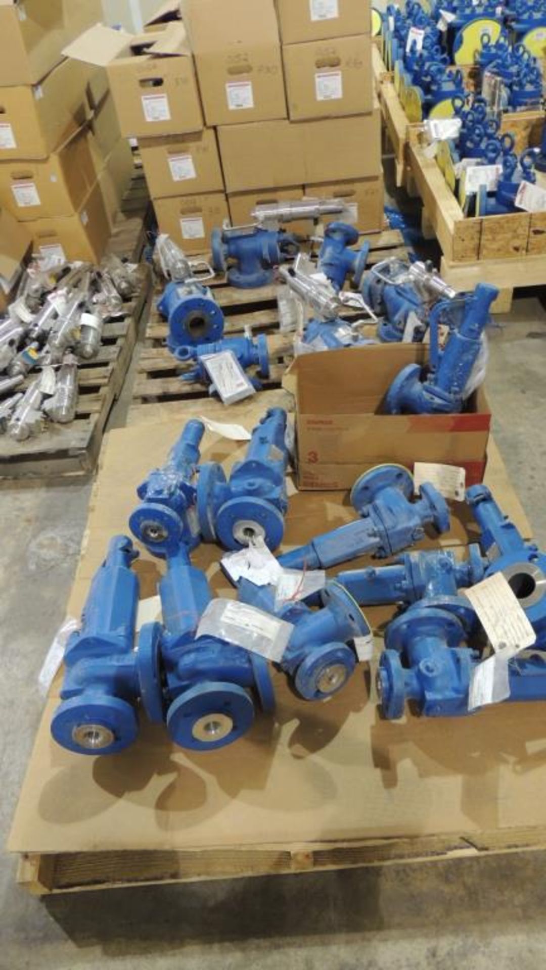 Large Quantity of Leser Relief and Safety Valves, plus Spare Parts Kits - Image 359 of 374