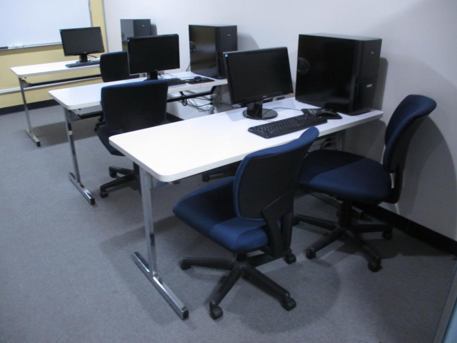 Class Room Tables and Chairs - Image 3 of 5