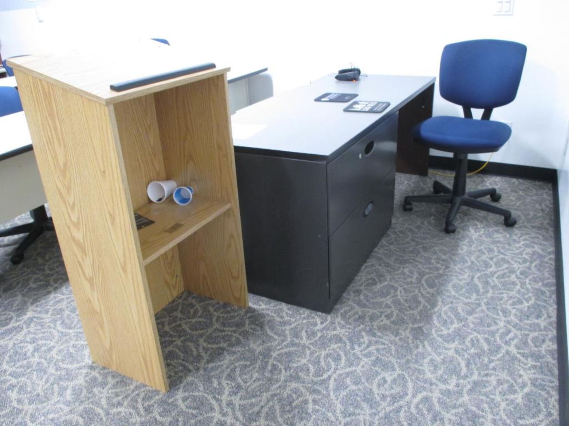 Class Room Tables and Chairs - Image 4 of 6