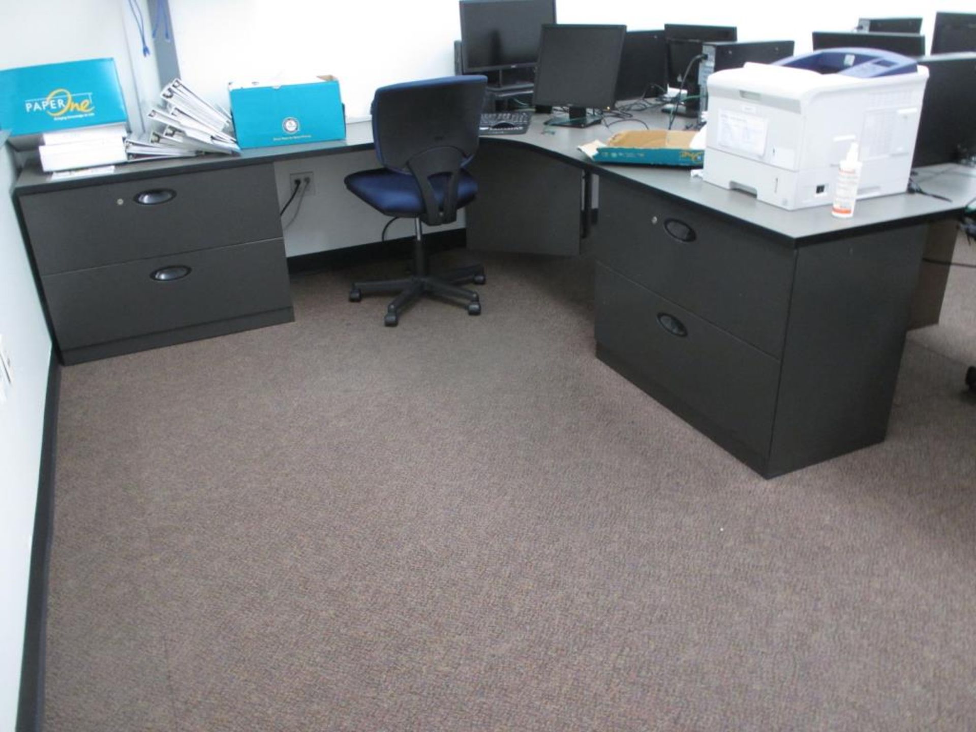 Class Room Tables and Chairs - Image 8 of 9