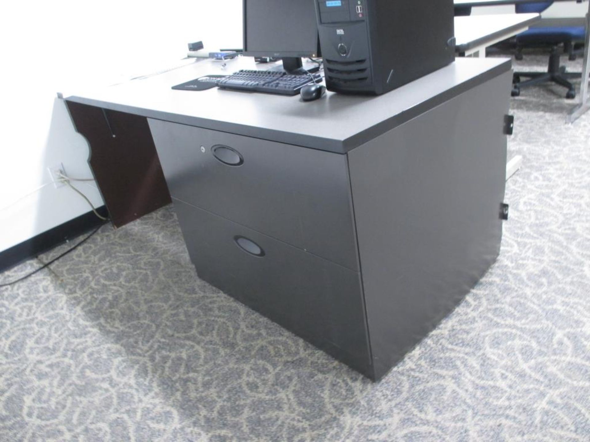 Class Room Tables and Chairs - Image 6 of 8