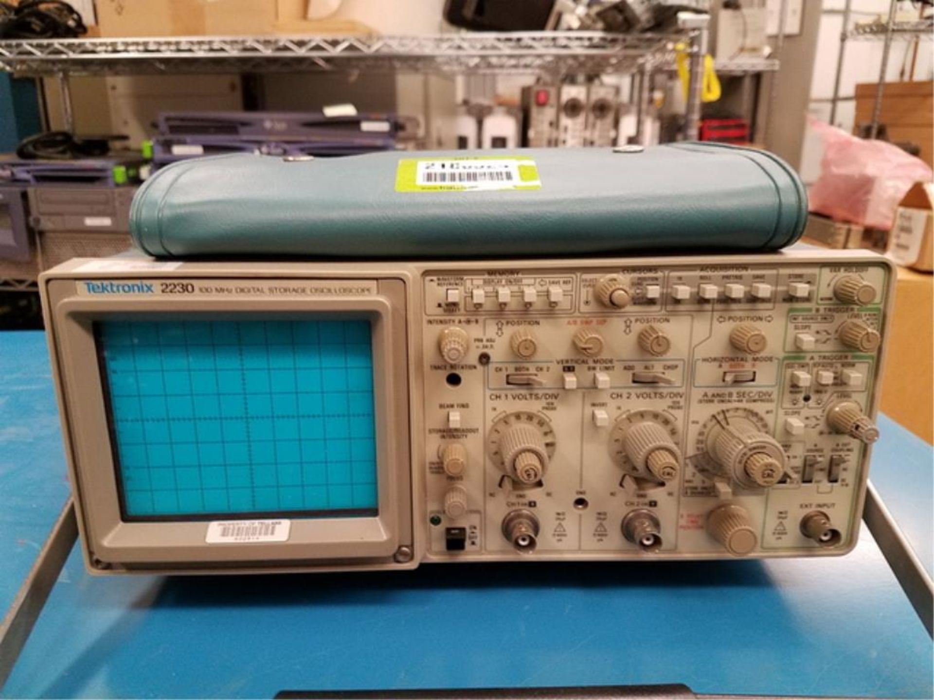 Digital Storage Oscilloscope - Image 2 of 3