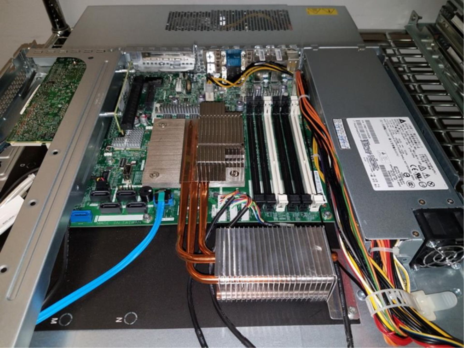 Rack Server - Image 4 of 4