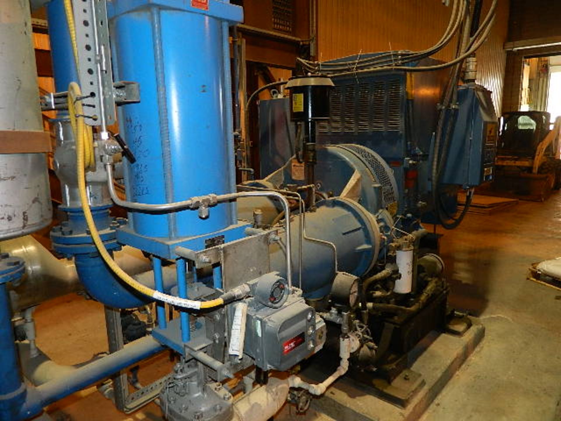 Air Compressor - Image 3 of 7