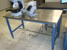 Laboratory Workbench