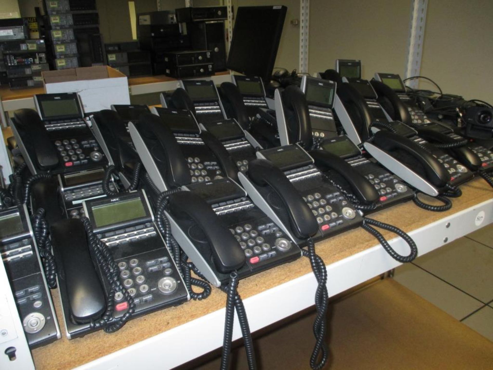 Digital / VOIP Phones - Image 4 of 4