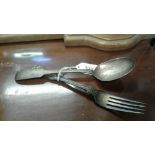 VICTORIAN IRISH SILVER PLAIN FIDDLE PATTERN SERVERING SPOON